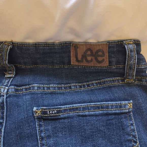 Lee Medium Wash Women's Bootcut Blue Jeans Size 8 - Picture 5 of 10